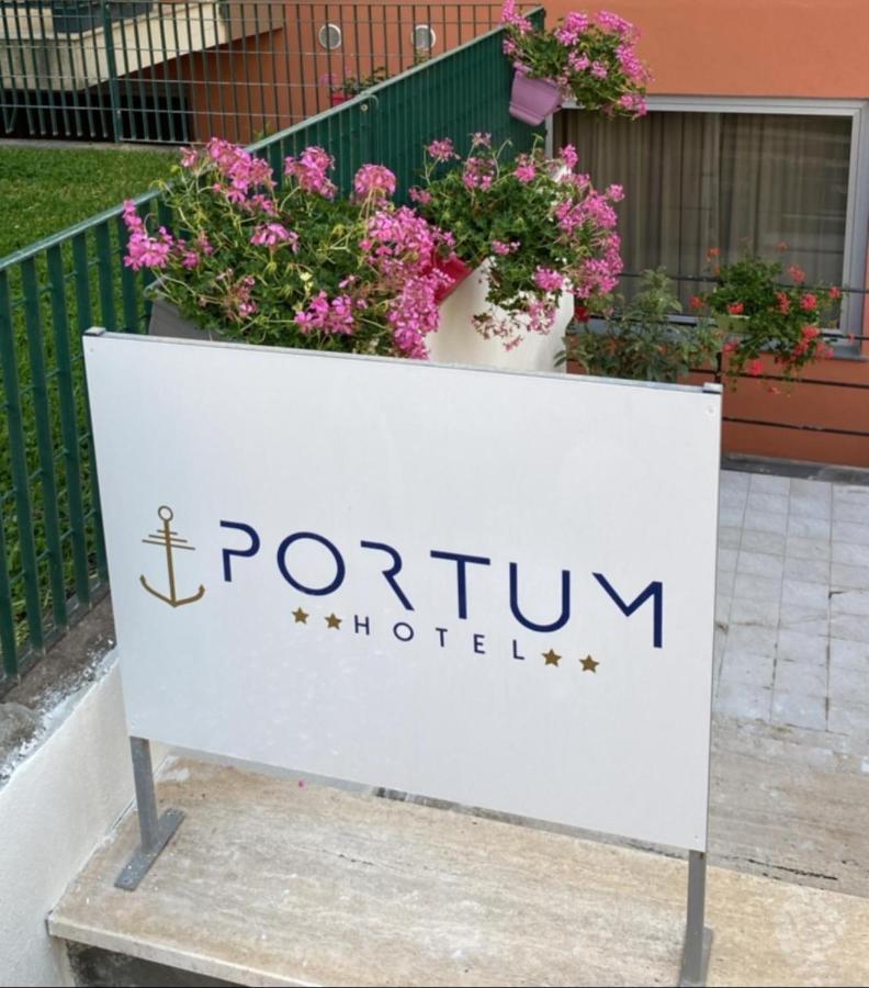Hotel Portum Giardini Naxos Exterior photo